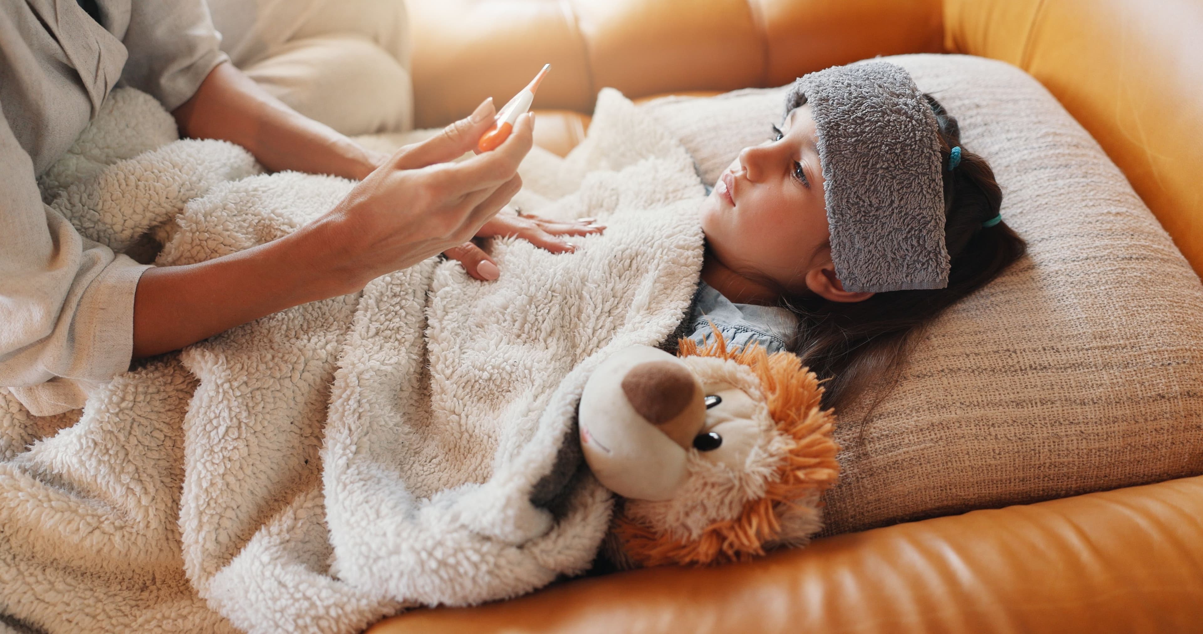 Fiebre en la infancia_ ¿qué es, cuándo preocuparse y cómo actuar en casa_.jpg