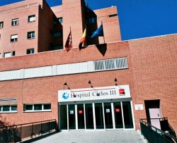 Entrada del Hospital Carlos III